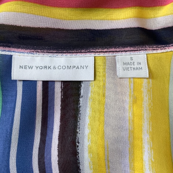 New York & Company - Women's Striped Bow-Accent Button Down Blouse (NWOT) - Picture 5 of 6